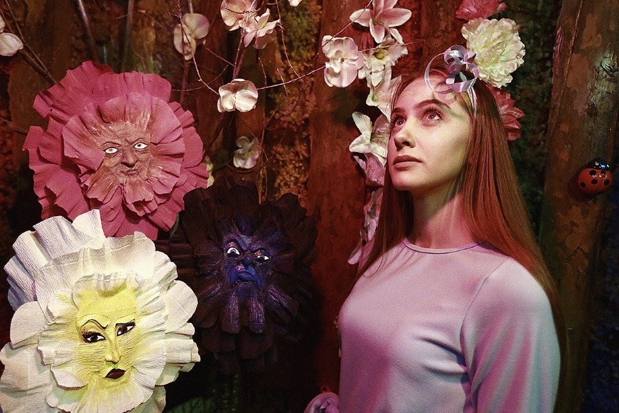 Квест в реальности Сон Алисы от компании Черный кот Квест в реальности Сон Алисы от компании Черный кот